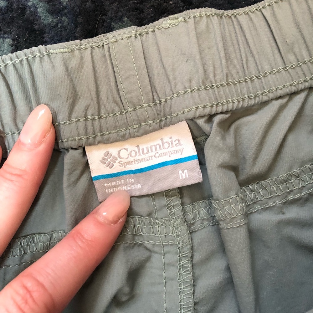 Columbia Hiking Shorts - Picture 3 of 6